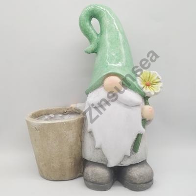 Garden Gnome Manufacturer